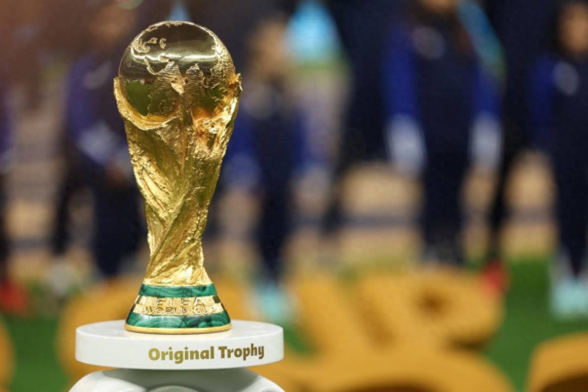 绩在世界范 绩在世界范