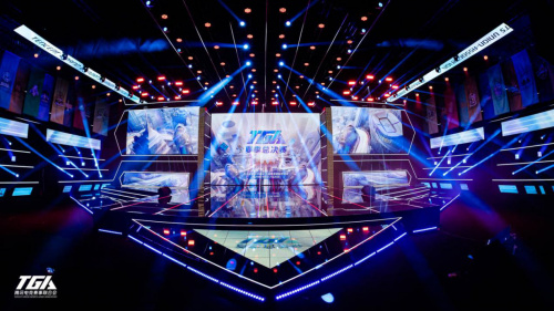 效的人员变 效的人员变