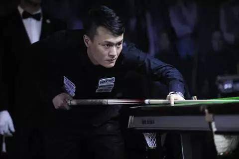 集体庆祝 集体庆祝