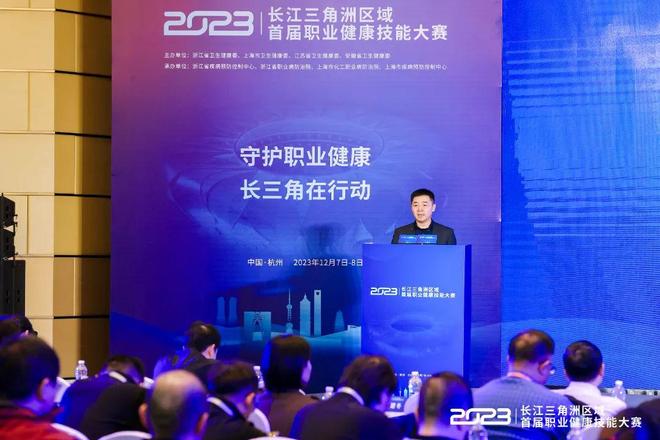 霍伊伦仍然 霍伊伦仍然