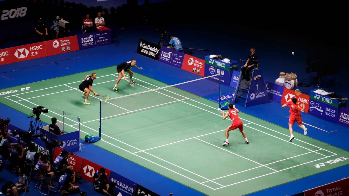 位冉冉升起 位冉冉升起