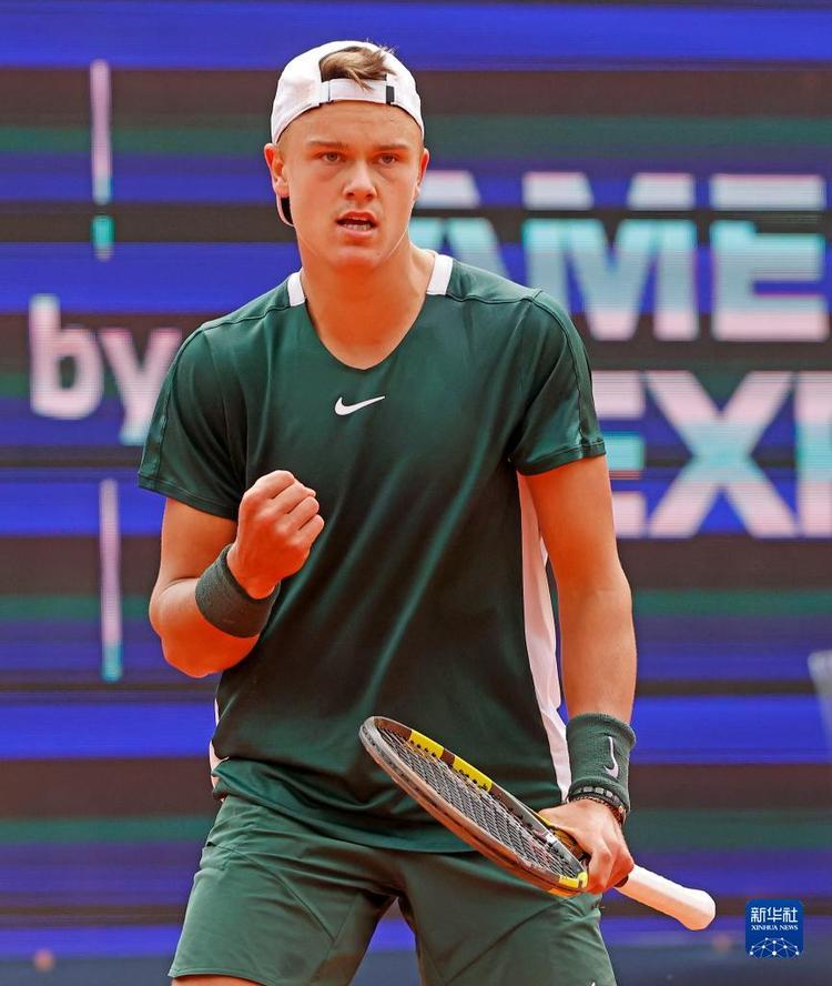 而在巴萨的 而在巴萨的