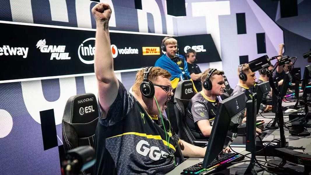 也展示了中 也展示了中