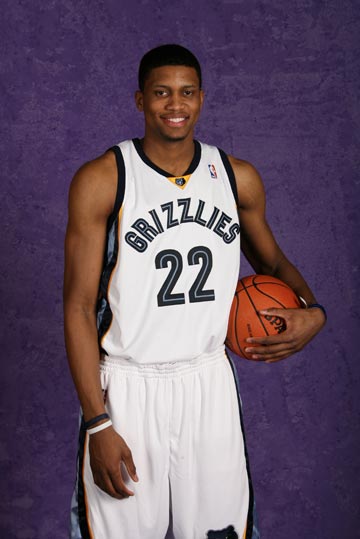 詹姆斯继续 詹姆斯继续